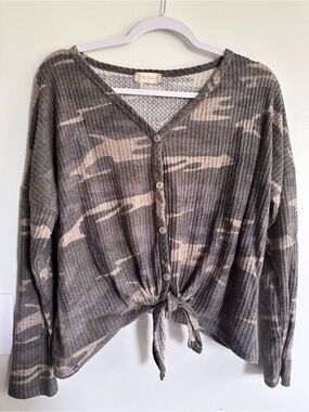 Altar’d State Tie-Front Button Waffle Knit Top in  Camo Streetwear Urban Utility
